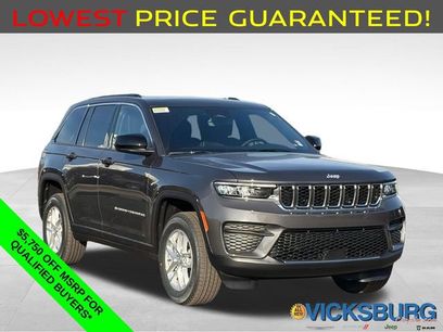 New 2025 Jeep Grand Cherokee Laredo X w/ Luxury Tech Group I