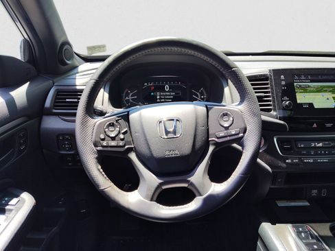Used 2022 Honda Passport TrailSport image 15