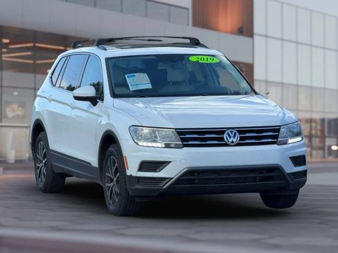 Used 2019 Volkswagen Tiguan SE AWD/4WD image 1