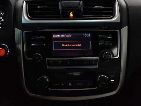 Used 2017 Nissan Altima 2.5 SV image 21