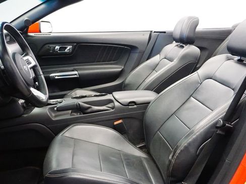 Used 2016 Ford Mustang GT Premium image 25