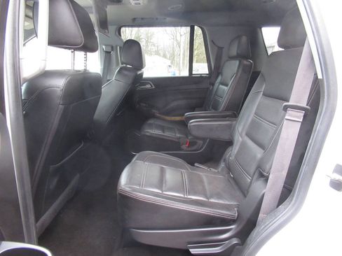 Used 2017 GMC Yukon Denali w/ Open Road Package AWD/4WD image 19