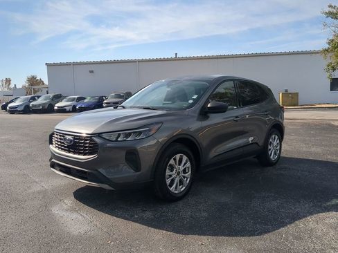 Used 2025 Ford Escape Active image 8