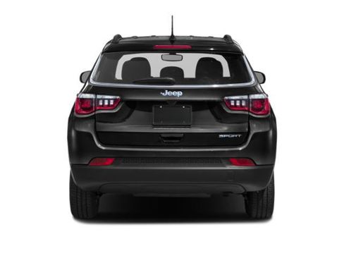 Used 2021 Jeep Compass Latitude w/ Sun and Sound Group AWD/4WD image 10