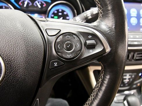 Used 2017 Buick Envision Essence image 21