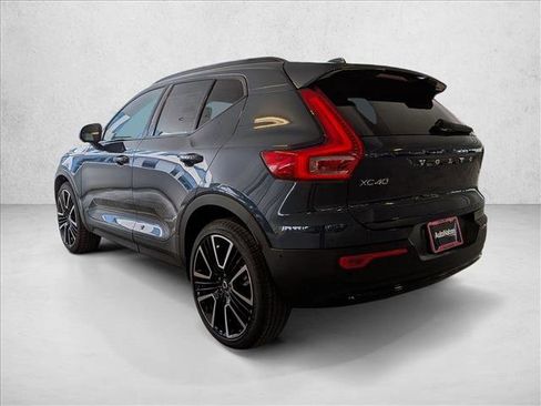 New 2026 Volvo XC40 B5 Ultra w/ Climate Package image 9