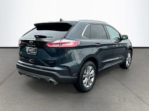 Used 2022 Ford Edge Titanium AWD/4WD image 7