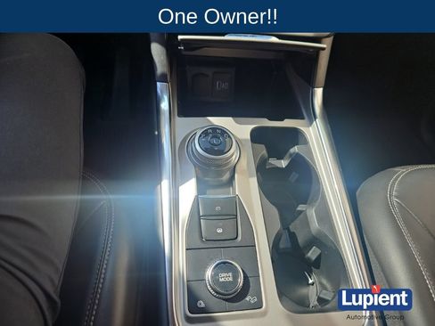 Used 2023 Ford Explorer XLT w/ Equipment Group 202A AWD/4WD image 20