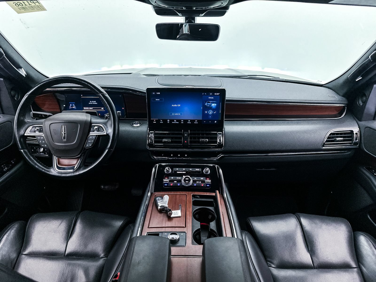 Used 2022 Lincoln Navigator L Reserve AWD/4WD image 4