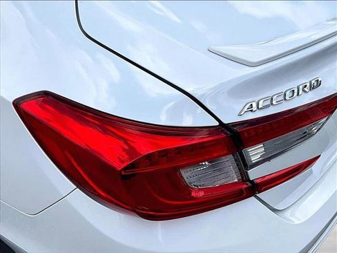 Used 2019 Honda Accord Sport image 29