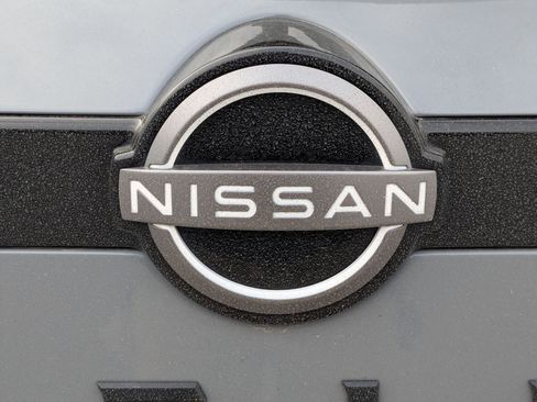 Used 2023 Nissan Pathfinder Platinum w/ Lighting Package (N93) image 14