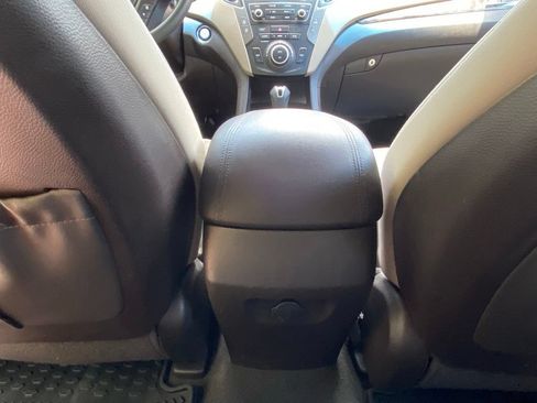 Used 2018 Hyundai Santa Fe Sport w/ 2.4L Value Package 02 FWD image 30