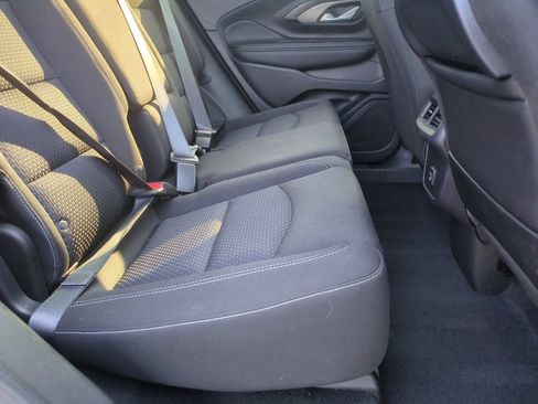 Used 2024 GMC Terrain SLE FWD image 15