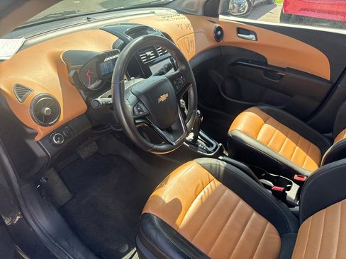 Used 2015 Chevrolet Sonic LTZ w/ Dusk Package FWD image 9