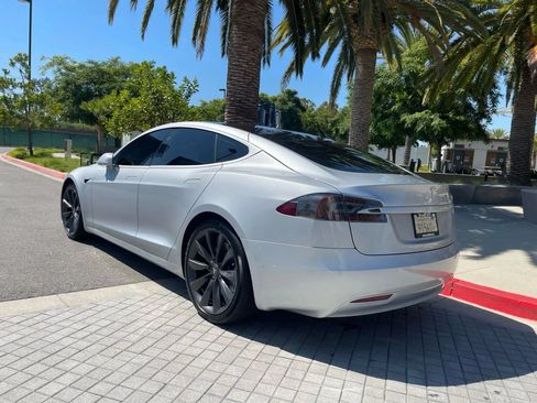 Used 2017 Tesla Model S 75 RWD image 4