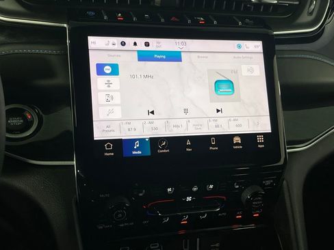 Used 2023 Jeep Grand Cherokee Trailhawk w/ Luxury Tech Group III image 20