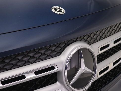 Certified 2023 Mercedes-Benz GLB 250 image 28