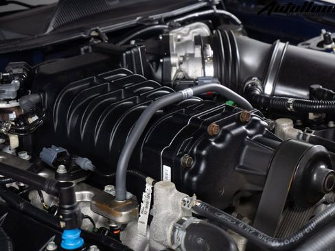 Used 2010 Ford Mustang Shelby GT500 image 32