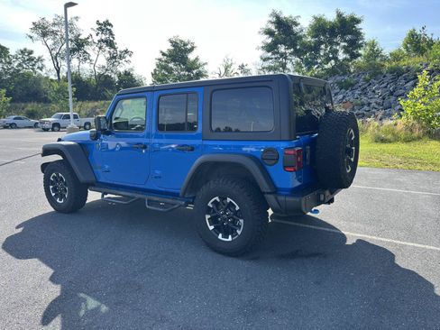 Used 2024 Jeep Wrangler Unlimited Rubicon 4xe w/ Safety Group AWD/4WD image 7