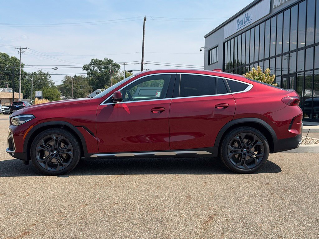 Used 2021 BMW X6 xDrive40i AWD/4WD image 2