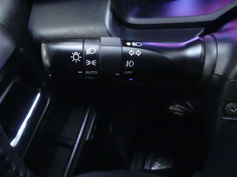 Used 2024 Toyota 4Runner Limited image 18