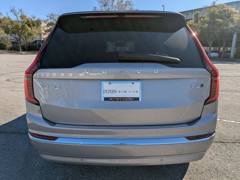New 2026 Volvo XC90 B6 Plus w/ Protection Package Premier AWD/4WD image 5