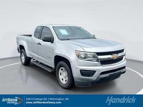 Used 2020 Chevrolet Colorado W/T RWD image 1