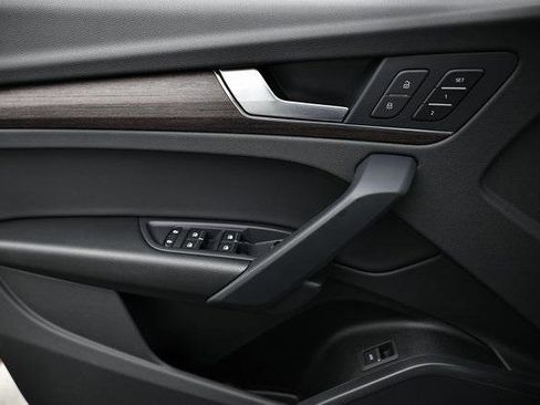 Certified 2024 Audi Q5 2.0T Premium w/ Convenience Package image 14