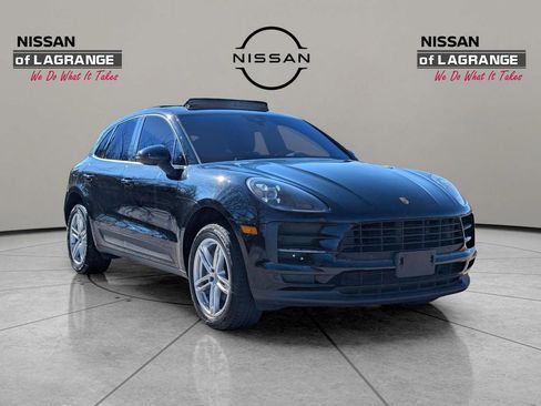 Used 2021 Porsche Macan AWD/4WD image 3