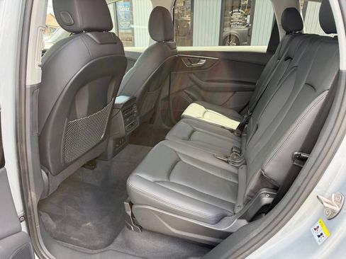 Used 2023 Audi Q7 3.0T Premium Plus w/ Premium Plus Package AWD/4WD image 15