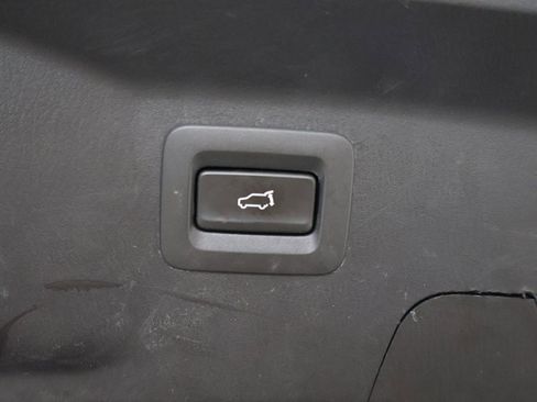 Used 2023 MAZDA CX-9 Touring Plus image 21