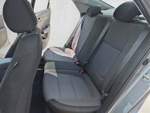 Used 2022 Hyundai Accent Limited FWD image 18
