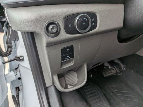 Used 2025 Ford Transit 250 Low Roof w/ Exterior Upgrade Package RWD image 27