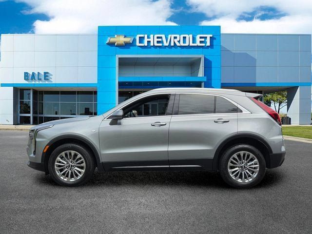Used 2024 Cadillac XT4 Premium Luxury FWD image 6