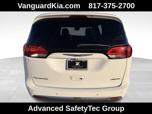 Used 2019 Chrysler Pacifica Limited w/ Advanced Safetytec Group image 5