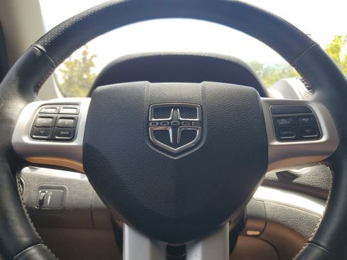 Used 2019 Dodge Journey GT FWD image 23