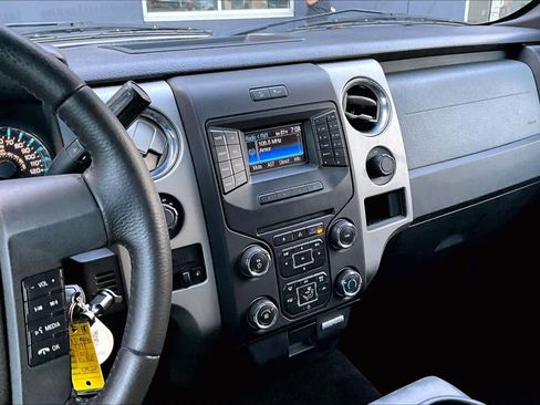 Used 2014 Ford F150 XLT w/ Equipment Group 302A Luxury image 6