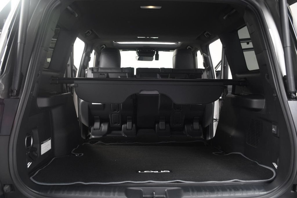 Used 2025 Lexus GX 550 w/ Accessory Package (CT) AWD/4WD image 52