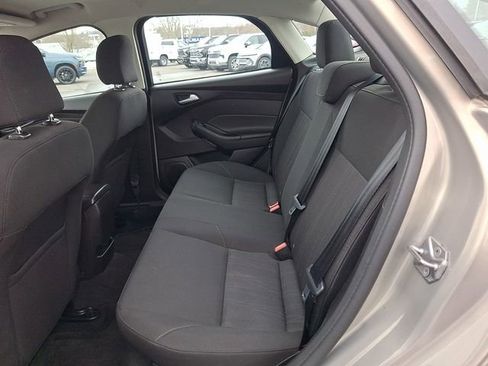 Used 2016 Ford Focus SE image 10