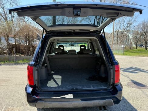 Used 2004 Honda Pilot EX image 22