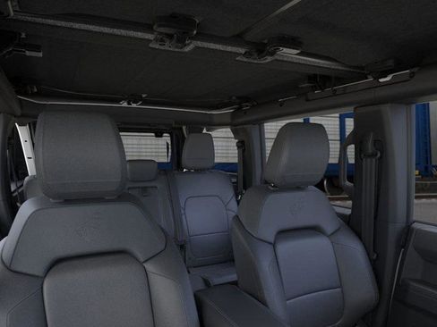 New 2025 Ford Bronco Outer Banks image 32