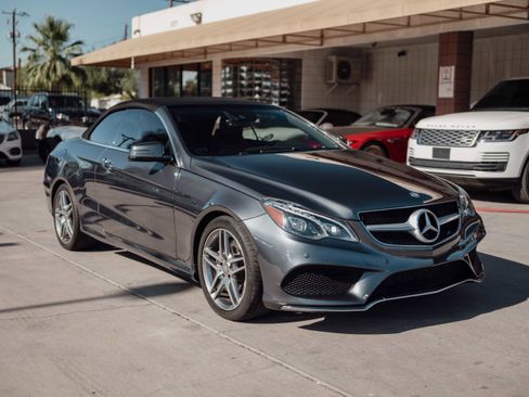 Used 2016 Mercedes-Benz E 550 Cabriolet image 3