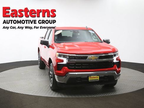 Used 2023 Chevrolet Silverado 1500 LT AWD/4WD image 53