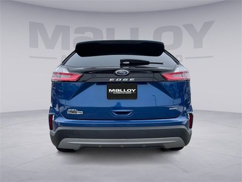 Used 2022 Ford Edge SEL w/ Convenience Package image 4