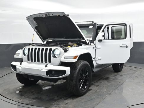 Used 2021 Jeep Wrangler Unlimited Sahara image 56
