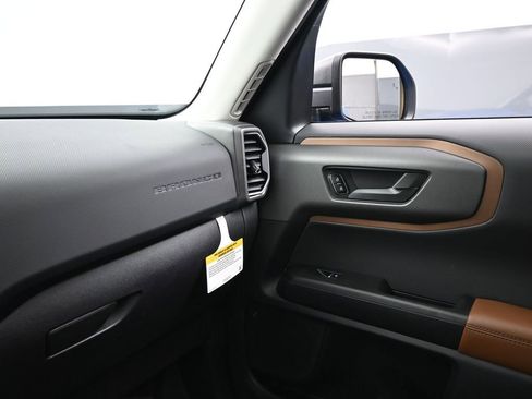 New 2025 Ford Bronco Sport Outer Banks w/ Sasquatch Outer Banks Package image 18