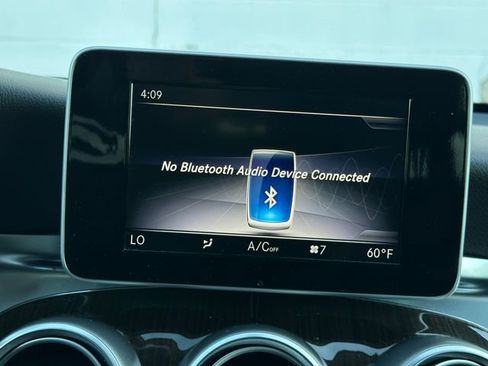 Used 2019 Mercedes-Benz GLC 300 image 19