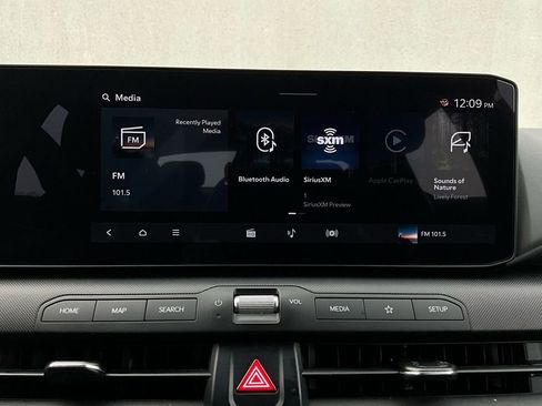 Used 2025 Kia K4 LXS image 32