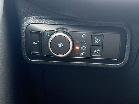 New 2026 Ford Explorer ST-Line w/ ST-Line Street Pack image 14