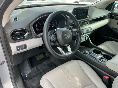 Used 2023 Honda Pilot EX-L image 19